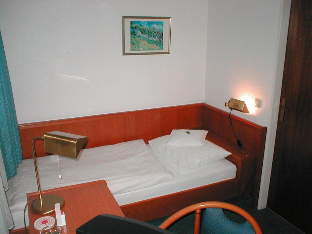 Hotel Zur Flora Essen Cameră foto